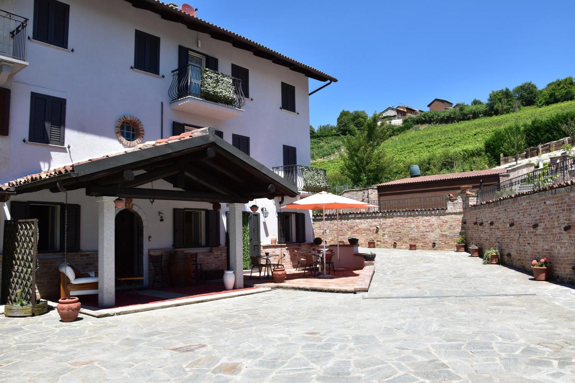 Priocca B&B La Dolce Vita מראה חיצוני תמונה